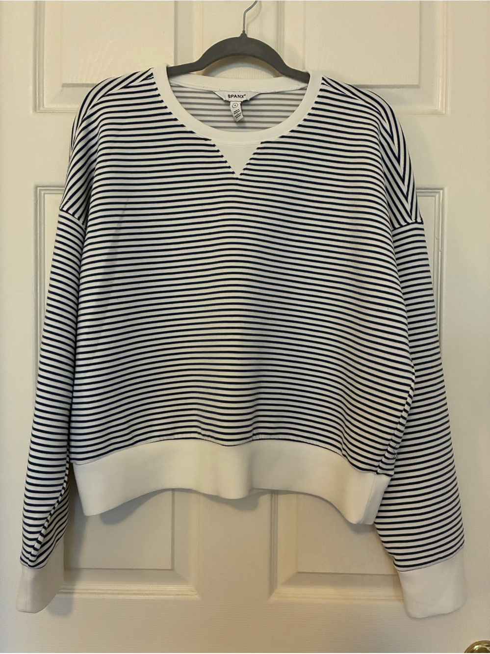 SPANX Navy White Striped Sweatshirt Crewneck Size L